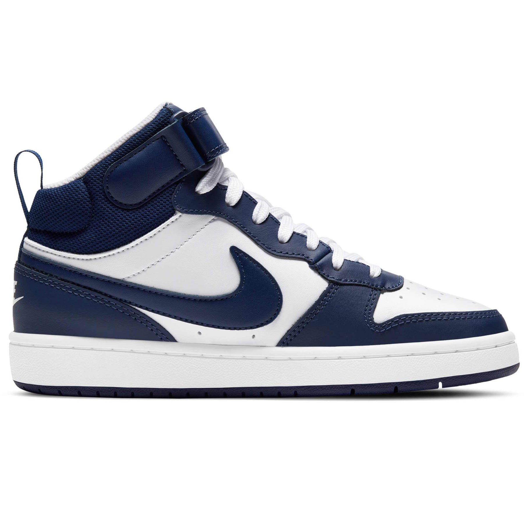 Botin Nike Unisex Urbanas Court Borough Mid 2 | CD7782-107