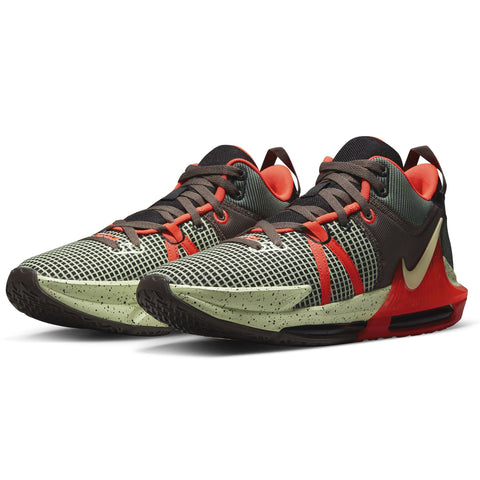 Botin Nike Hombre Basketball LeBron Witness 7 | DM1123-001