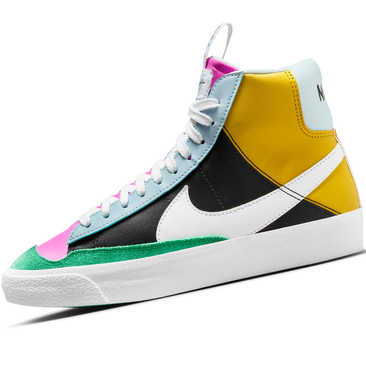 Botin Nike Mujer Urbanas Blazer Mid '77 Se D (GS)  | FJ2952-001