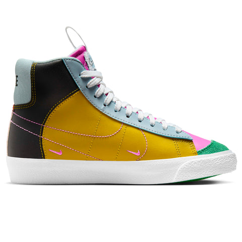 Botin Nike Mujer Urbanas Blazer Mid '77 Se D (GS)  | FJ2952-001
