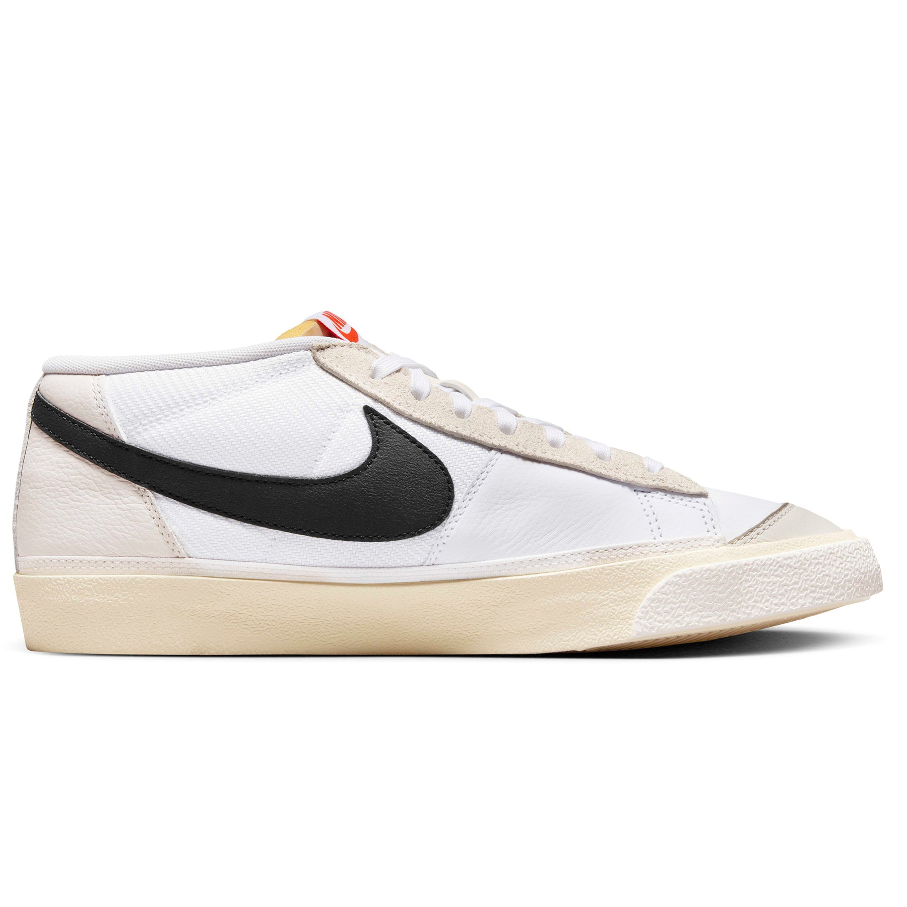 Zapatillas Nike Hombre Urbanas Blazer Low Pro Club | FJ3694-100