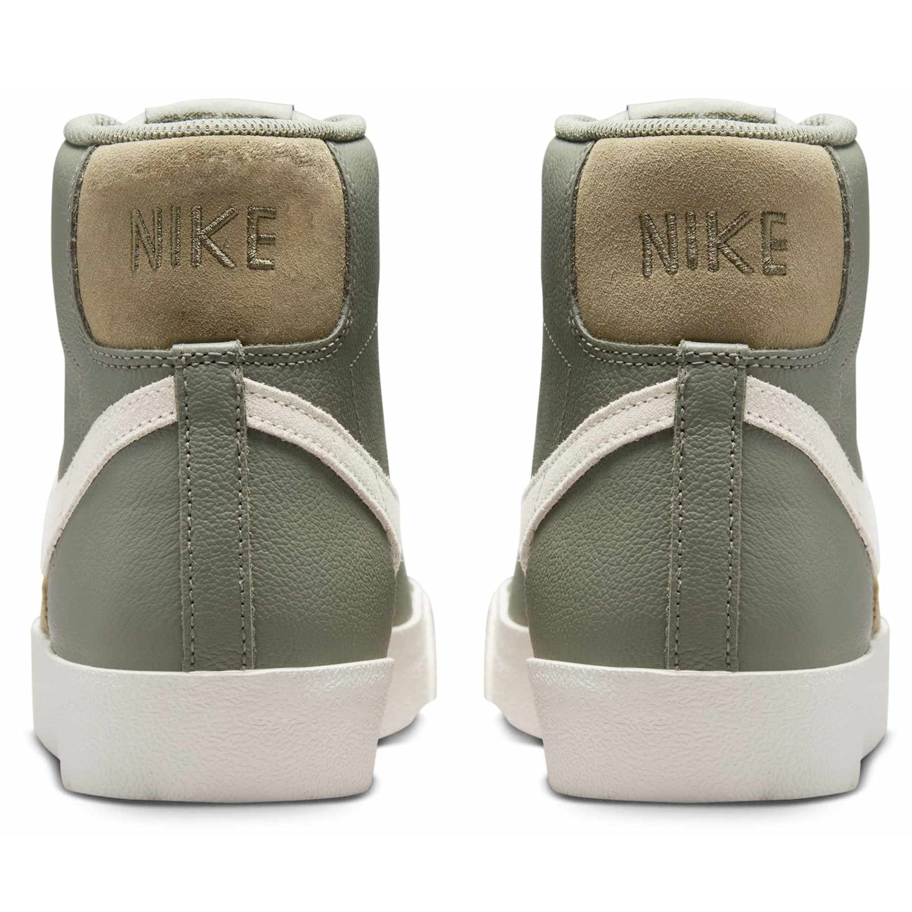 Botin Nike Hombre Urbanas Blazer Mid '77 | FZ1671-001